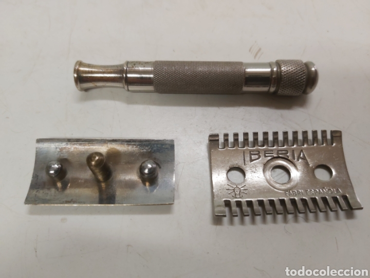 Antig&uuml;edades: Maquinilla IBERIA, cuchilla ROLLS RAZOR... - Foto 2