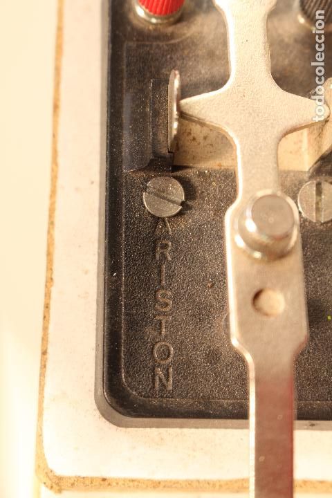 Antig&uuml;edades: ANTIGUO TERMINAL TELEGRAFO ARISTON . BASE DE MADERA - CODIGO MORSE - Foto 4