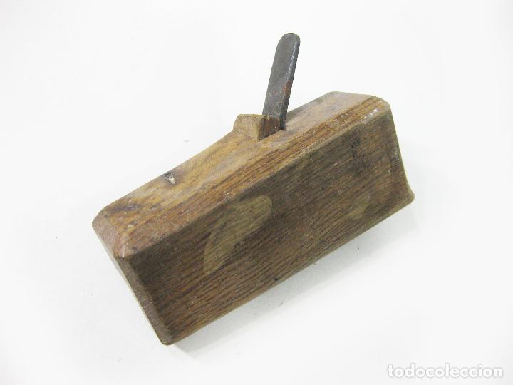 Antig&uuml;edades: ANTIGUO CEPILLO DE CARPINTERO DE MADERA - Foto 3