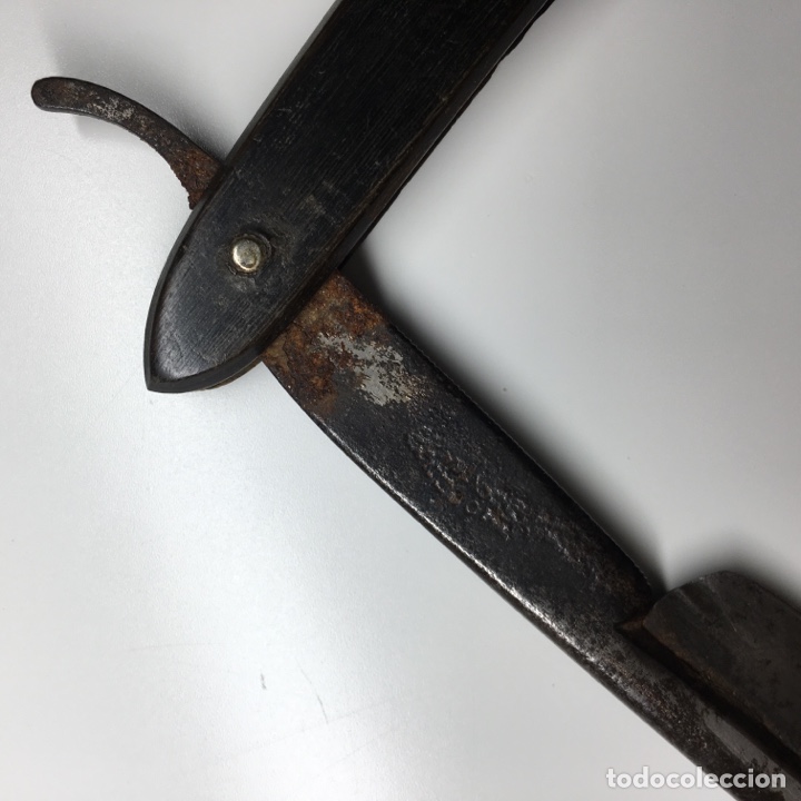 Antig&uuml;edades: Rara navaja de afeitar con mago de asta oscuro - Foto 3