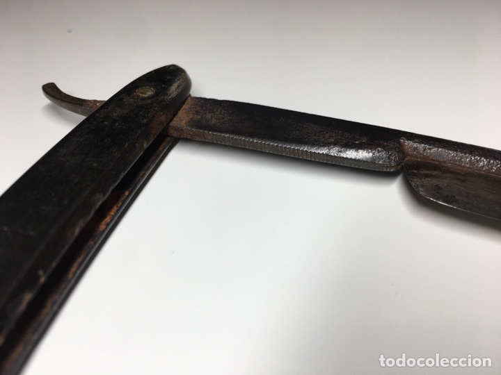 Antig&uuml;edades: Rara navaja de afeitar con mago de asta oscuro - Foto 5