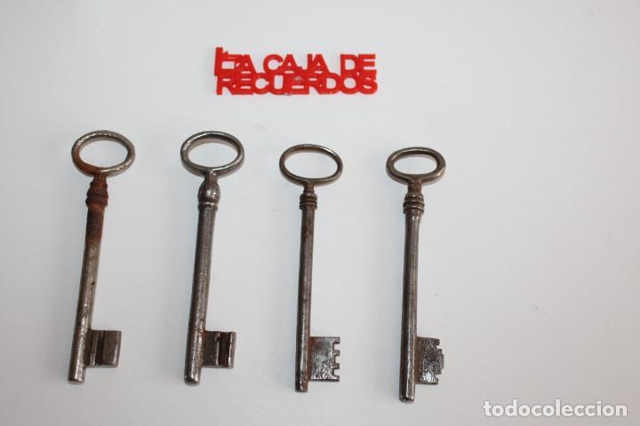 Antig&uuml;edades: 4 LLAVES ANTIGUAS - Foto 1