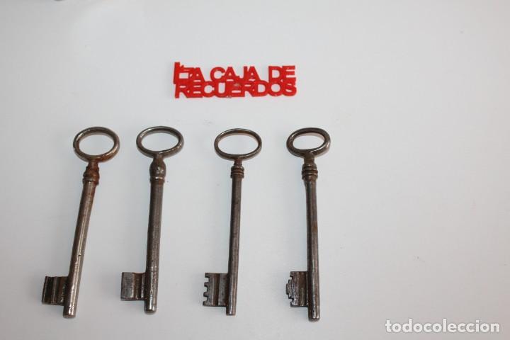 Antig&uuml;edades: 4 LLAVES ANTIGUAS - Foto 2