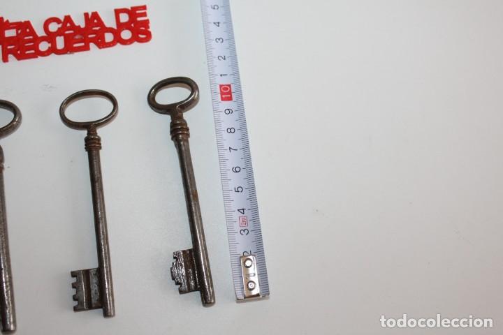 Antig&uuml;edades: 4 LLAVES ANTIGUAS - Foto 3