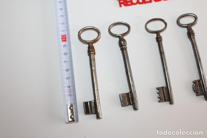 Antig&uuml;edades: 4 LLAVES ANTIGUAS - Foto 4