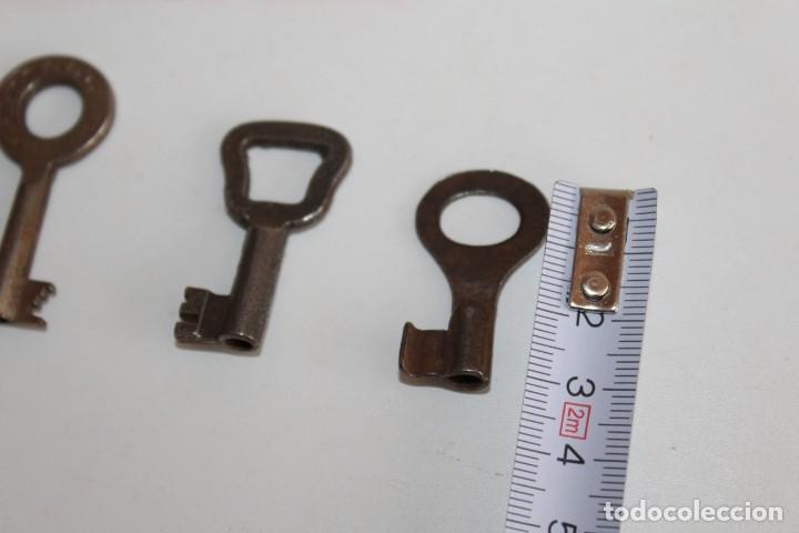 Antig&uuml;edades: 4 LLAVES ANTIGUAS - Foto 5