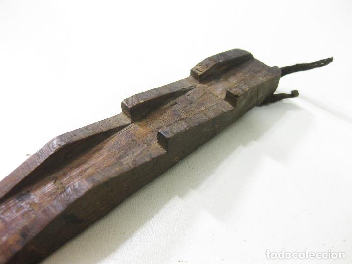 Antig&uuml;edades: ANTIGUO UTIL DE MADERA CON CU&Ntilde;AS DE PROFESION DESCONOCIDA - Foto 4