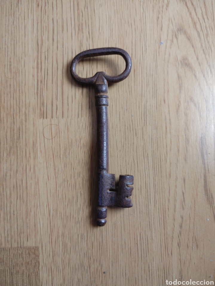 Antig&uuml;edades: Llave hierro.S. XVIII. - Foto 2