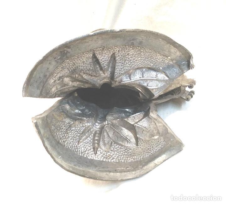 Antigüedades: Gallina Molde para Chocolate de Estaño Pasteleria Monas de Pascua Med. 32 cm - Foto 7 - 294019343