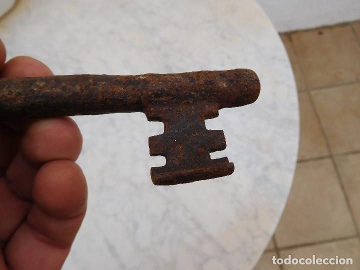 Antig&uuml;edades: Llave del siglo XVII - Foto 2