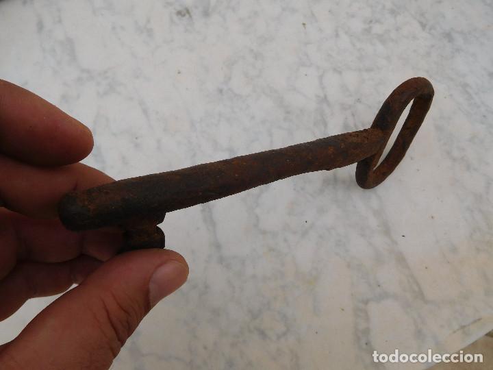 Antig&uuml;edades: Llave del siglo XVIII - Foto 4