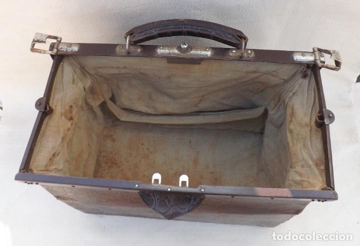 Antig&uuml;edades: ANTIGUO MALET&Iacute;N DE M&Eacute;DICO - Foto 7