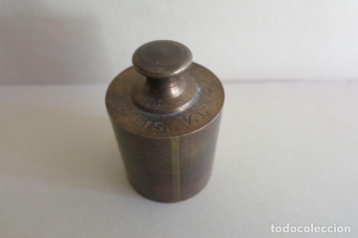 Antig&uuml;edades: pesa de 200 gramos VL VULCANO - Foto 1