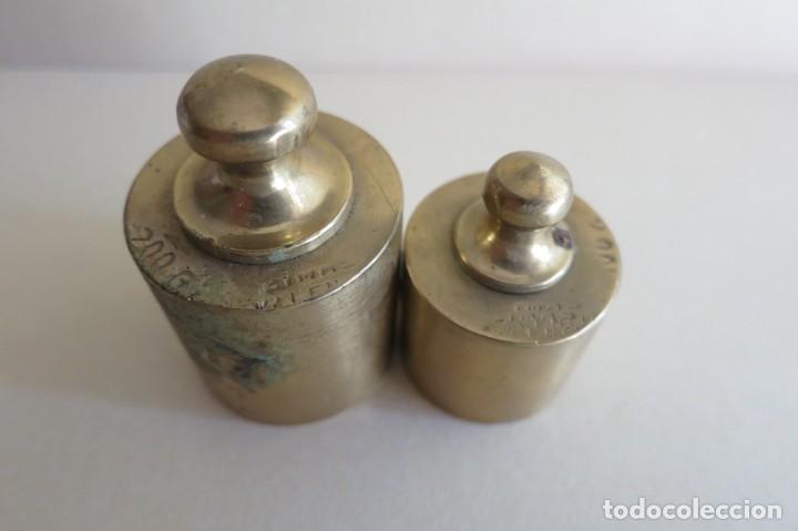 Antig&uuml;edades: dos pesas de 100 y 200 gramos Cimas Valencia - Foto 1