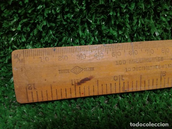 Antig&uuml;edades: ANTIGUA REGLA DE MADERA 31cm - MARCA HELIX - HERRAMIENTA - Foto 4