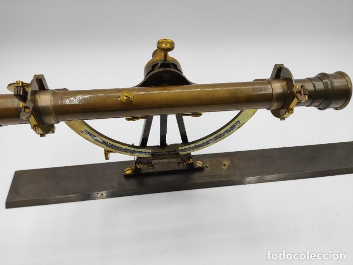 Antig&uuml;edades: Alidada- plancheta de recarte en bronce y madera, hacia 1900. - Foto 4