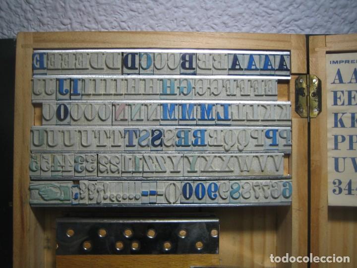 Antig&uuml;edades: imprenta - abecedario letras de goma - ref X3 - Foto 2