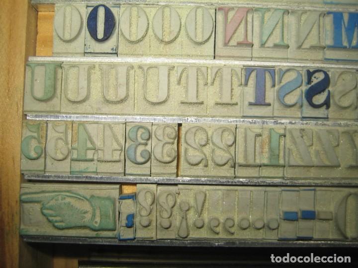 Antig&uuml;edades: imprenta - abecedario letras de goma - ref X3 - Foto 9