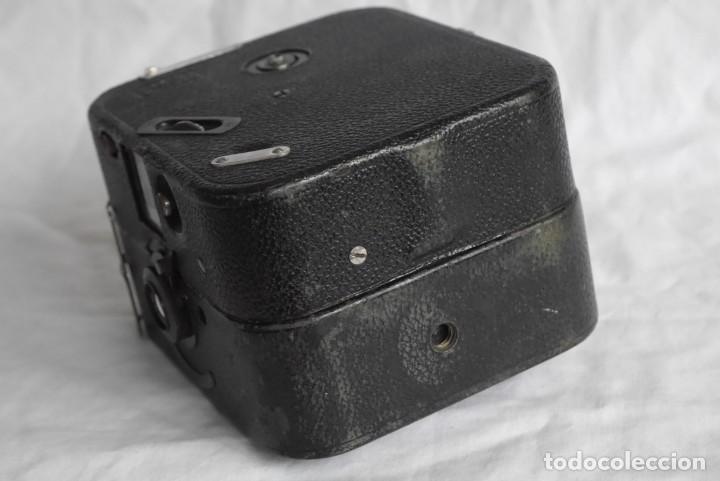 Antigüedades: Antigua máquina cámara filmadora de cine Zeiss Ikon Años 2 - Foto 7 - 297539833