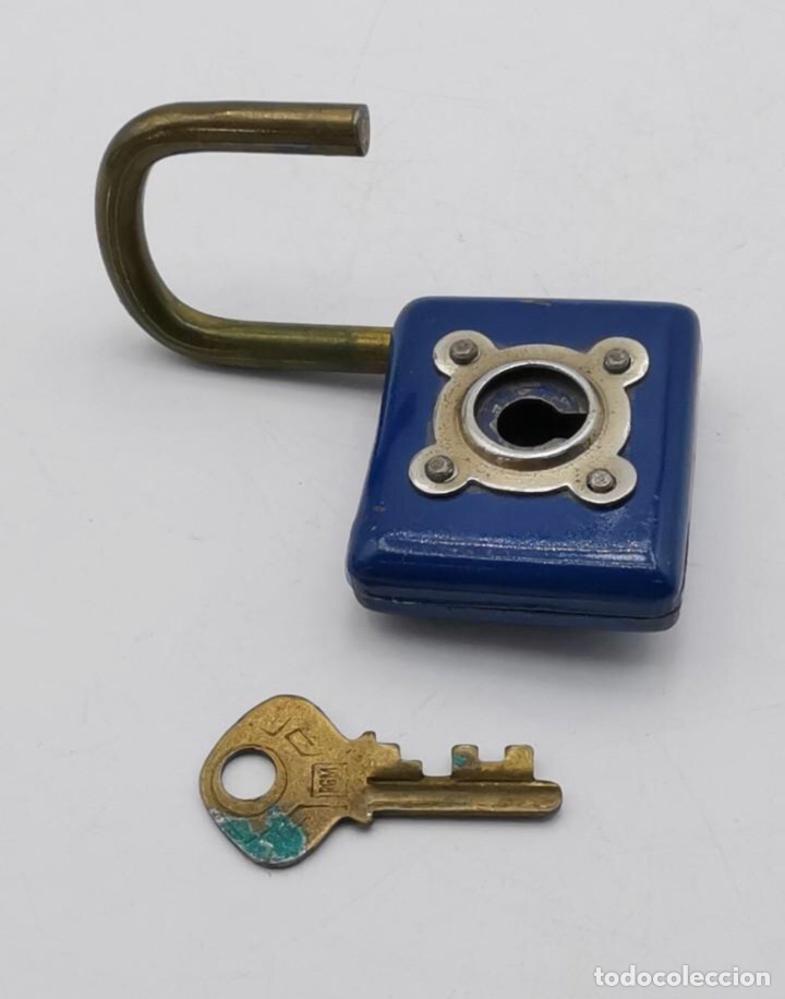 Antigüedades: Antiguo candado con llave 7 cm hierro azul - Foto 4 - 298303083