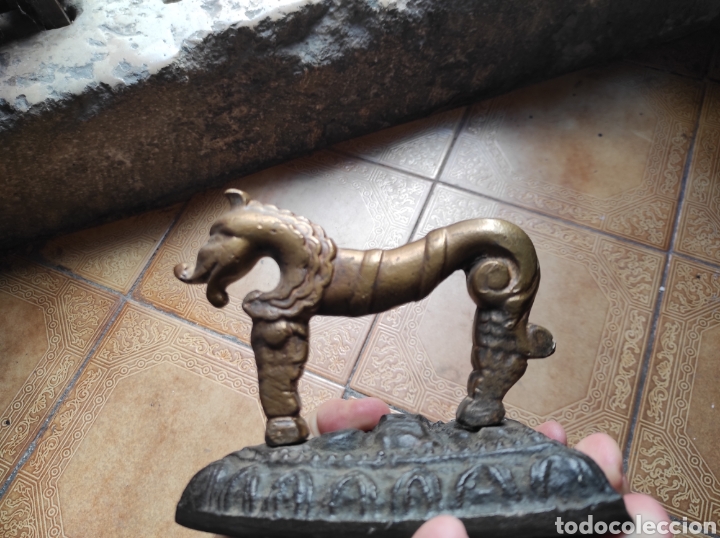 Antig&uuml;edades: Antigua Plancha Zoomorfa de Bronce y Hierro - Foto 8