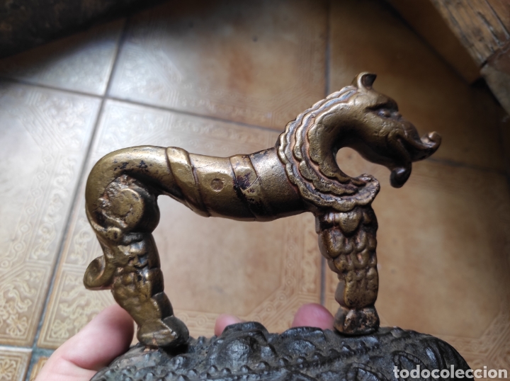 Antig&uuml;edades: Antigua Plancha Zoomorfa de Bronce y Hierro - Foto 9