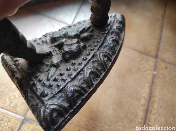 Antig&uuml;edades: Antigua Plancha Zoomorfa de Bronce y Hierro - Foto 14