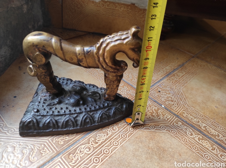 Antig&uuml;edades: Antigua Plancha Zoomorfa de Bronce y Hierro - Foto 20