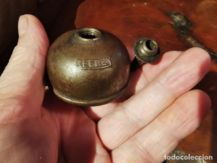 Antig&uuml;edades: ACEITERA DE MAQUINA DE COSER REFLEY - Foto 5