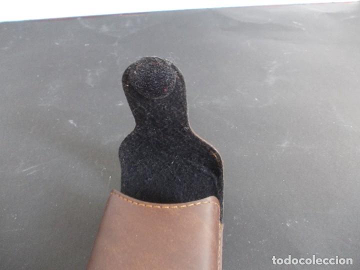 Antig&uuml;edades: Funda de cuero para gafas Marr&oacute;n - Foto 4
