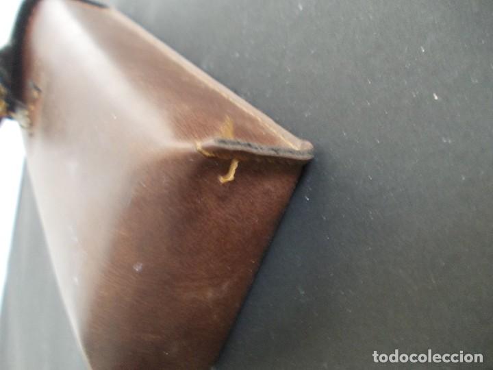 Antig&uuml;edades: Funda de cuero para gafas Marr&oacute;n - Foto 14
