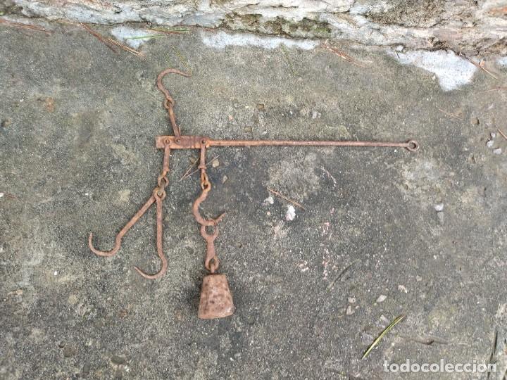 Antig&uuml;edades: Antigua b&aacute;scula balanza romana - Foto 3