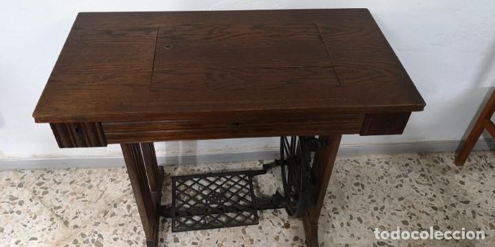 Antig&uuml;edades: EXCLUSIVA MAQUINA DE COSER PFAFF REF.MC65 - Foto 1