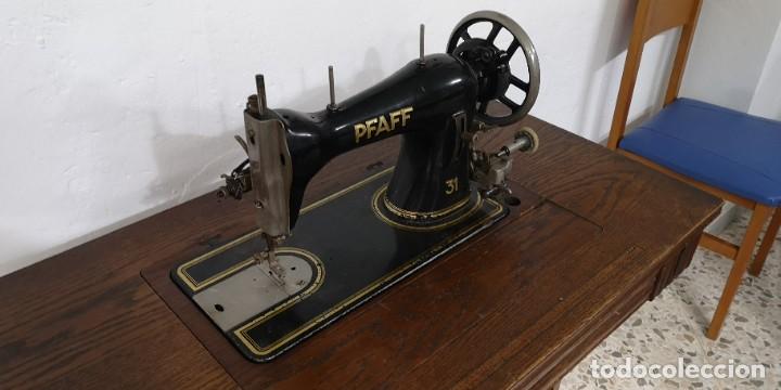Antig&uuml;edades: EXCLUSIVA MAQUINA DE COSER PFAFF REF.MC65 - Foto 2