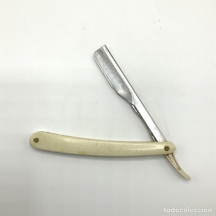 Antig&uuml;edades: Antigua navaja de afeitar para barberos - Foto 1