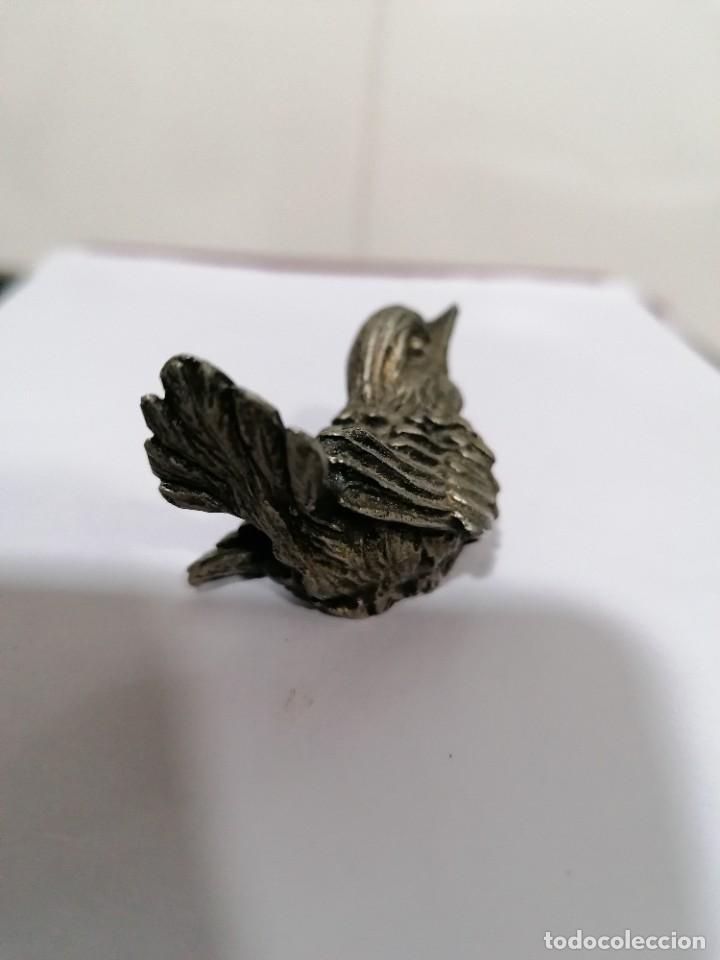 Antig&uuml;edades: C8 - Pajarito de hierro macizo. . - Foto 3