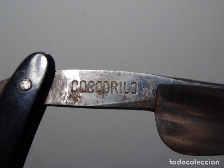Antig&uuml;edades: NAVAJA DE AFEITAR COCODRILO 14. - Foto 2