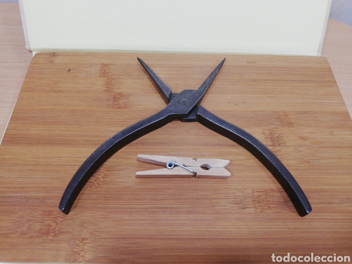 Antig&uuml;edades: ANTIGUO ALICATE DE PUNTA MIDE 21CM - Foto 3