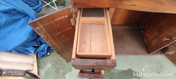 Antig&uuml;edades: maquina de coser con mueble sigma - Foto 5
