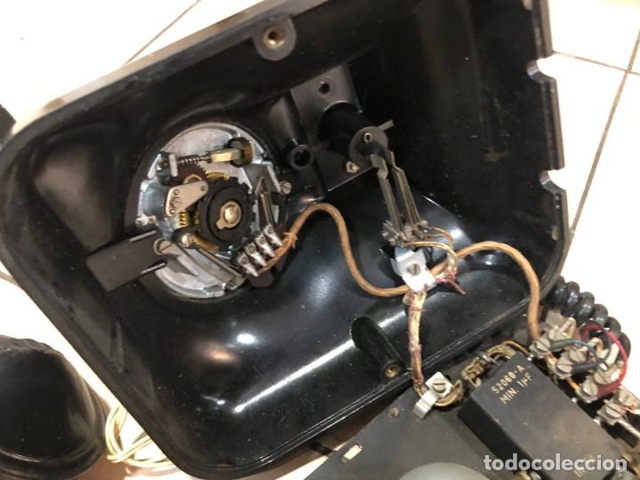 Tel&eacute;fonos: Tel&eacute;fono de mesa antiguo de baquelita - Foto 20