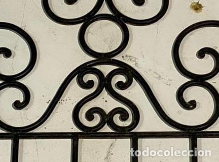 Antig&uuml;edades: Cabeceros gemelos de forja. - Foto 2