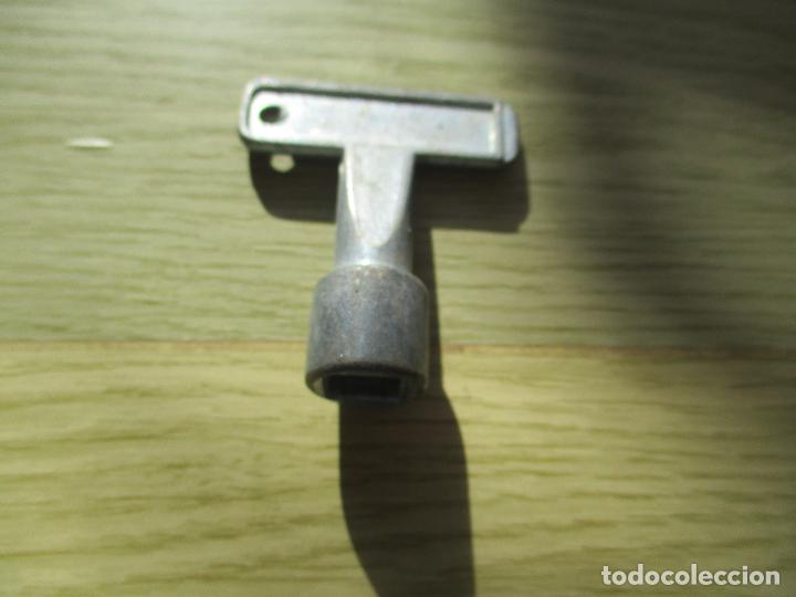 Antig&uuml;edades: PEQUE&Ntilde;A LLAVE (4.5 CM.) - Foto 1