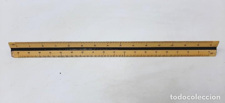 Antig&uuml;edades: Regla de escala triangular de dibujo del ingeniero - Foto 1