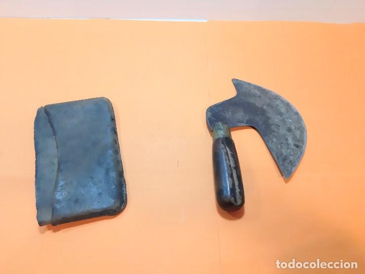 Antig&uuml;edades: CUCHILLA GUARNICIONERO - Foto 2