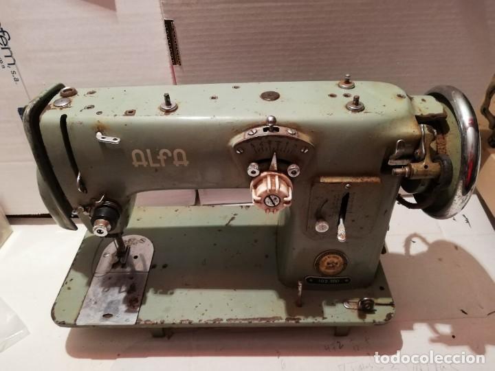 Antigüedades: Maquina de coser alfa 102-300 - Foto 1 - 304635738