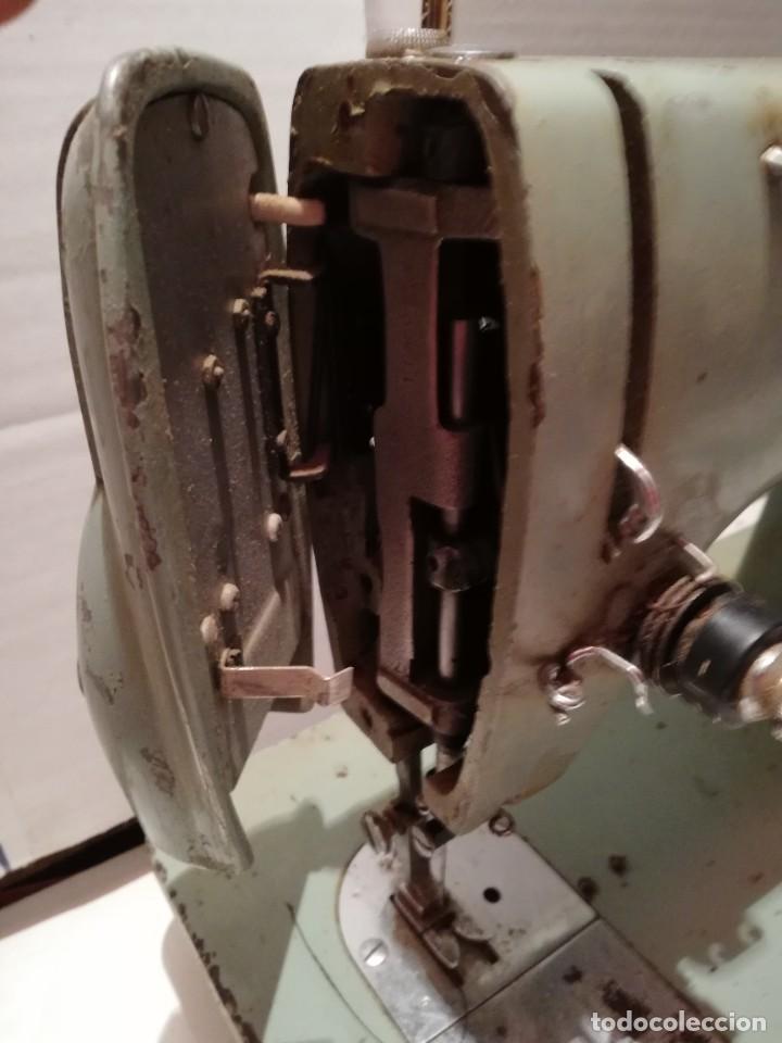 Antigüedades: Maquina de coser alfa 102-300 - Foto 5 - 304635738