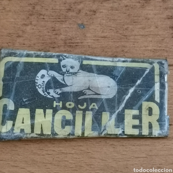 Antig&uuml;edades: Hoja de afeitar Canciller, envuelta en celo. - Foto 1