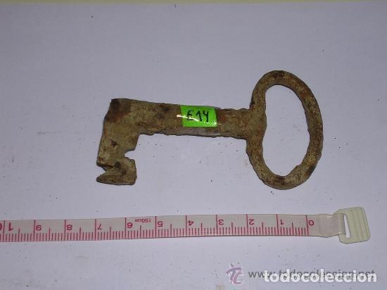 Antig&uuml;edades: ANTIGUA LLAVE DE HIERRO FORJADO - Foto 1