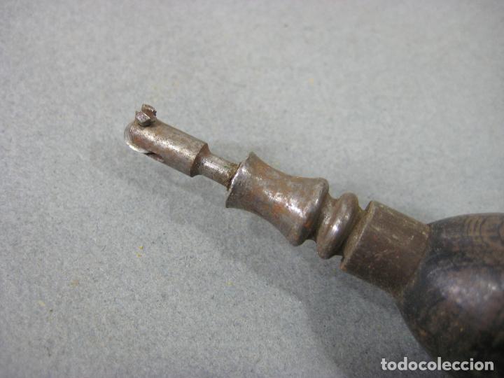 Antig&uuml;edades: ANTIGUA HERRAMIENTA CORTACRISTALES - Foto 2