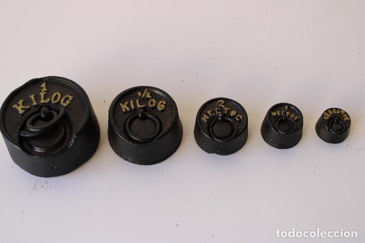 Antig&uuml;edades: juego de 5 pesas ponderales - Foto 2